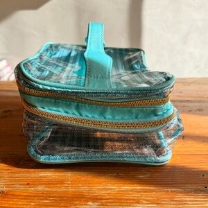 Kestrel Turquoise Clear Travel Cosmetic Toiletry Organizer Case